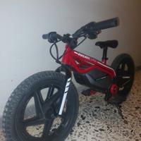 Ducati bici/mini moto elettrica per bambino