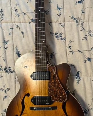 Godin 5th Ave Kingpin II P-90