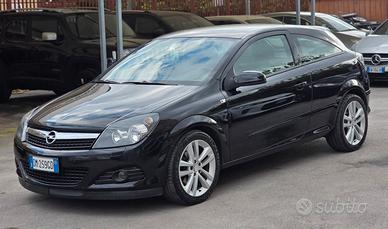 Opel Astra GTC 1.7 CDTI 3 porte Enjoy