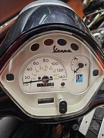 vespa 150 LX 