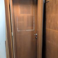 3 porte in legno con cornice