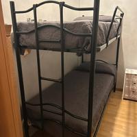 Letti a castello con materassi