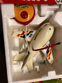 Aereo con radiocomando