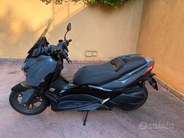Yamaha XMax 300