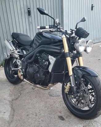 Triumph speed triple 1050 anno 05
