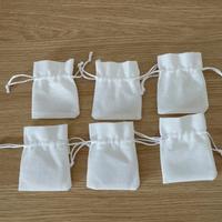 Sacchetti bianchi per confetti o altro