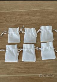 Sacchetti bianchi per confetti o altro