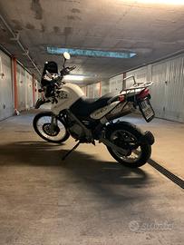 Bmw f 650gs dakar