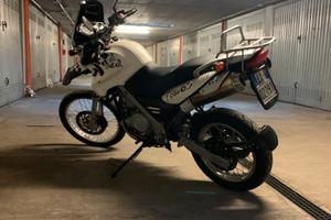 Bmw f 650gs dakar