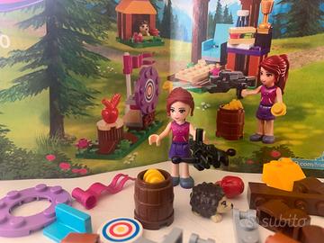 LEGO Friends - Tiro dell'arco al campo avventure