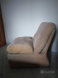 Poltroncina per camera da letto