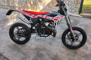 Motard beta 50 rr