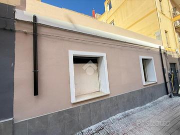3 LOCALI A CAGLIARI
