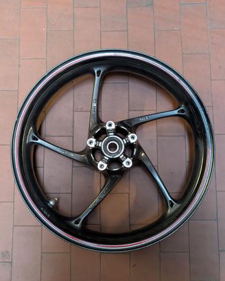 Cerchio anteriore Triumph Street Triple 765