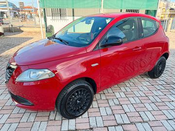 Lancia Ypsilon 0.9 TwinAir 85 CV 5 porte Metano Ec