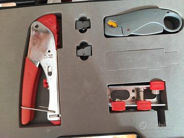 pinza per bnc a compressione