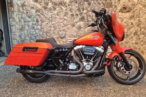 Harley-davidson FLHTCU Ultra Classic Electra Glide