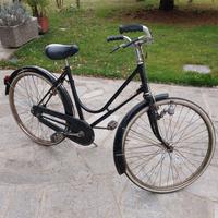 Bicicletta vintage con freni a bacchetta