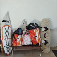 Attrezzatura completa kitesurf
