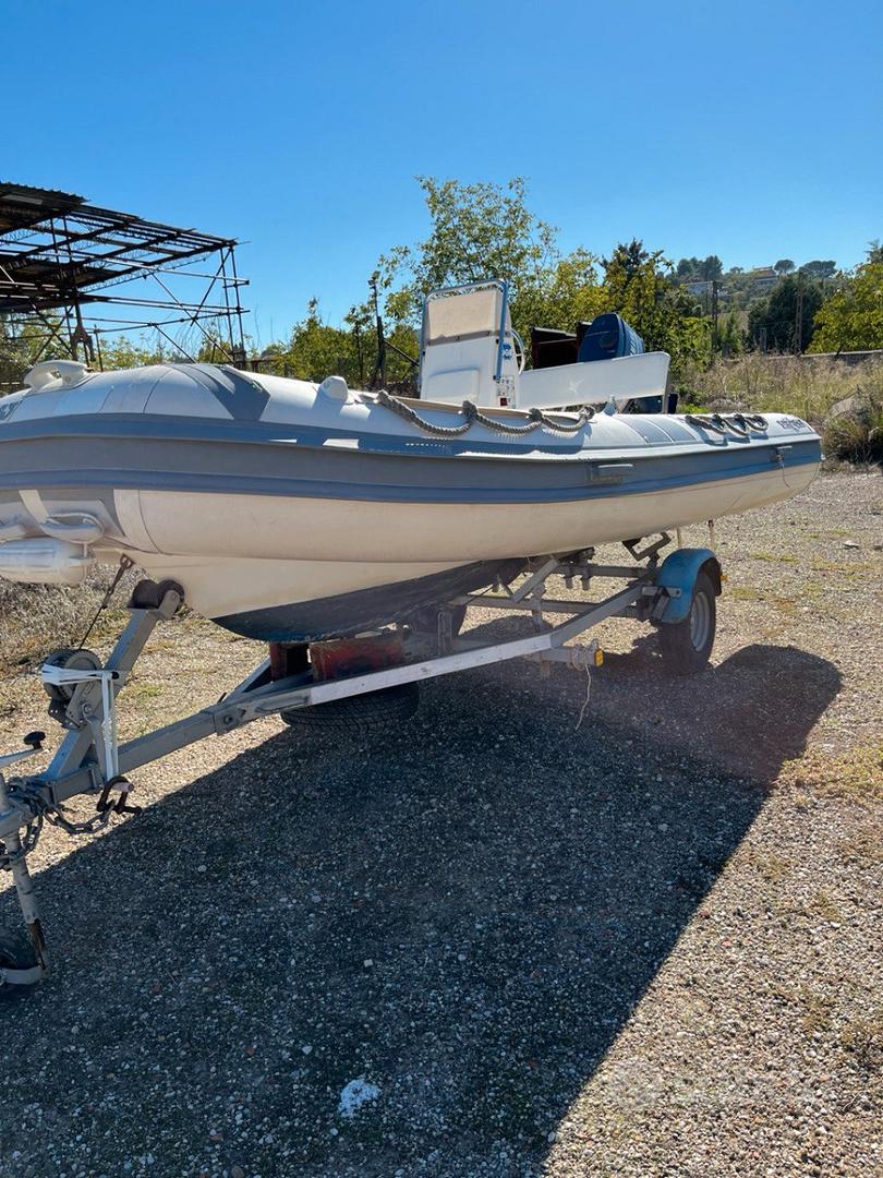 Gommone Gommonautica G43 Motore Yamaha 25 Carr Nautica In