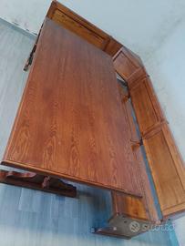 Tavolo con panca angolare