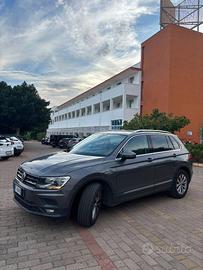 VOLKSWAGEN TIGUAN 1600
