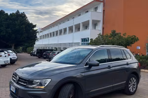 VOLKSWAGEN TIGUAN 1600
