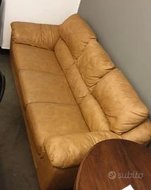 DIVANO LETTO IN PELLE