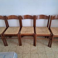 Sedie legno e paglia