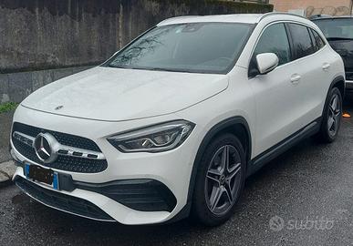 Mercedes-Benz GLA 180D Automatic Premium