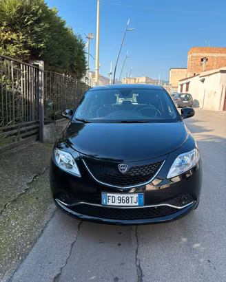 Lancia Ypsilon 1.2 GPL