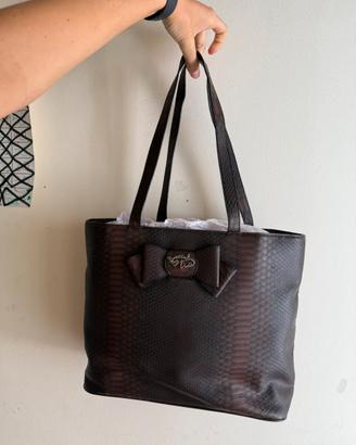 Borsa shopper in pelle effetto pitonato con fiocco
