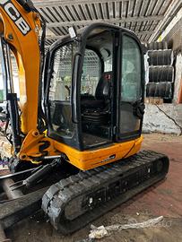 Escavatore Cingolato JCB 8055 con Benna a Polipo