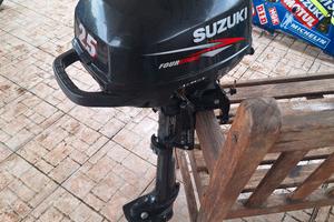 Motore suzuli 2,5 cv  come nuovo