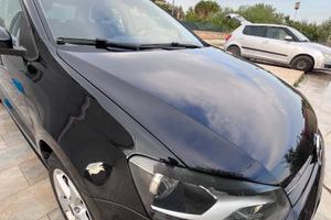 VOLKSWAGEN POLO 1.2