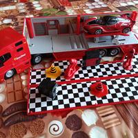 BBurago camion Ferrari corse
