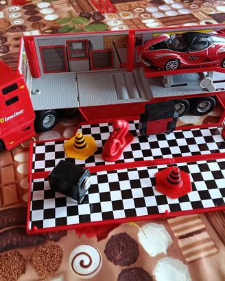 BBurago camion Ferrari corse