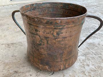 Oggetti antichi rame