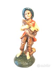 Presepe 10 cm suonatore con cornamusa CARTAPESTA