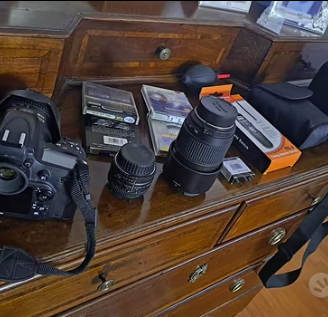 Nikon D610 reflex FF Kit completo