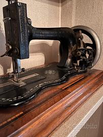 Macchina da cucire Alfred Olsen