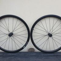 Ruote in carbonio per bici da corsa