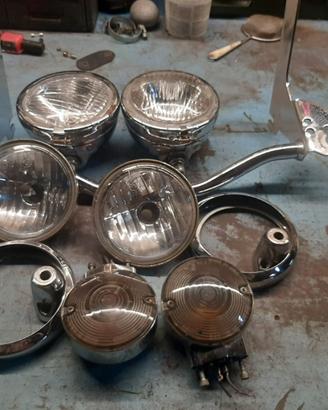 fari frecce e porta fari harley leggere bene 