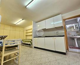 MONOLOCALE A PALERMO