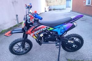 Mini moto 10/10 PREZZO TRATABILE