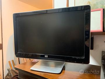 Computer desktop HP Pavilion serie P6000 + monitor