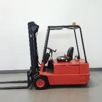 Carrello elevatore elettrico marca Linde 1600kg