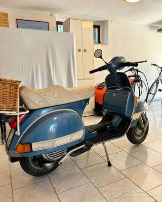 Vespa 125 px