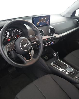 AUDI Q2 30 TDI S tronic Business