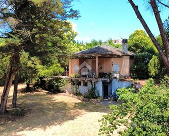 VILLA SINGOLA A RIGNANO FLAMINIO